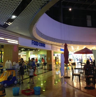  Siêu thị hiện đại dưới lòng đất Ocean Mart “hễ mưa là…dột”